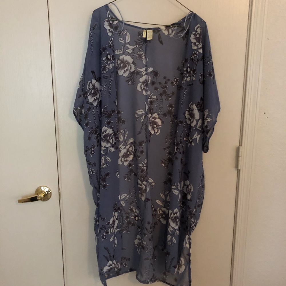Blue floral kimono